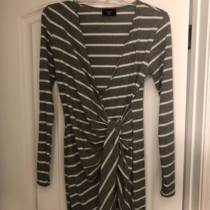 NWOT- VICI Long Sleeved Gray Wrapped Mini Dress